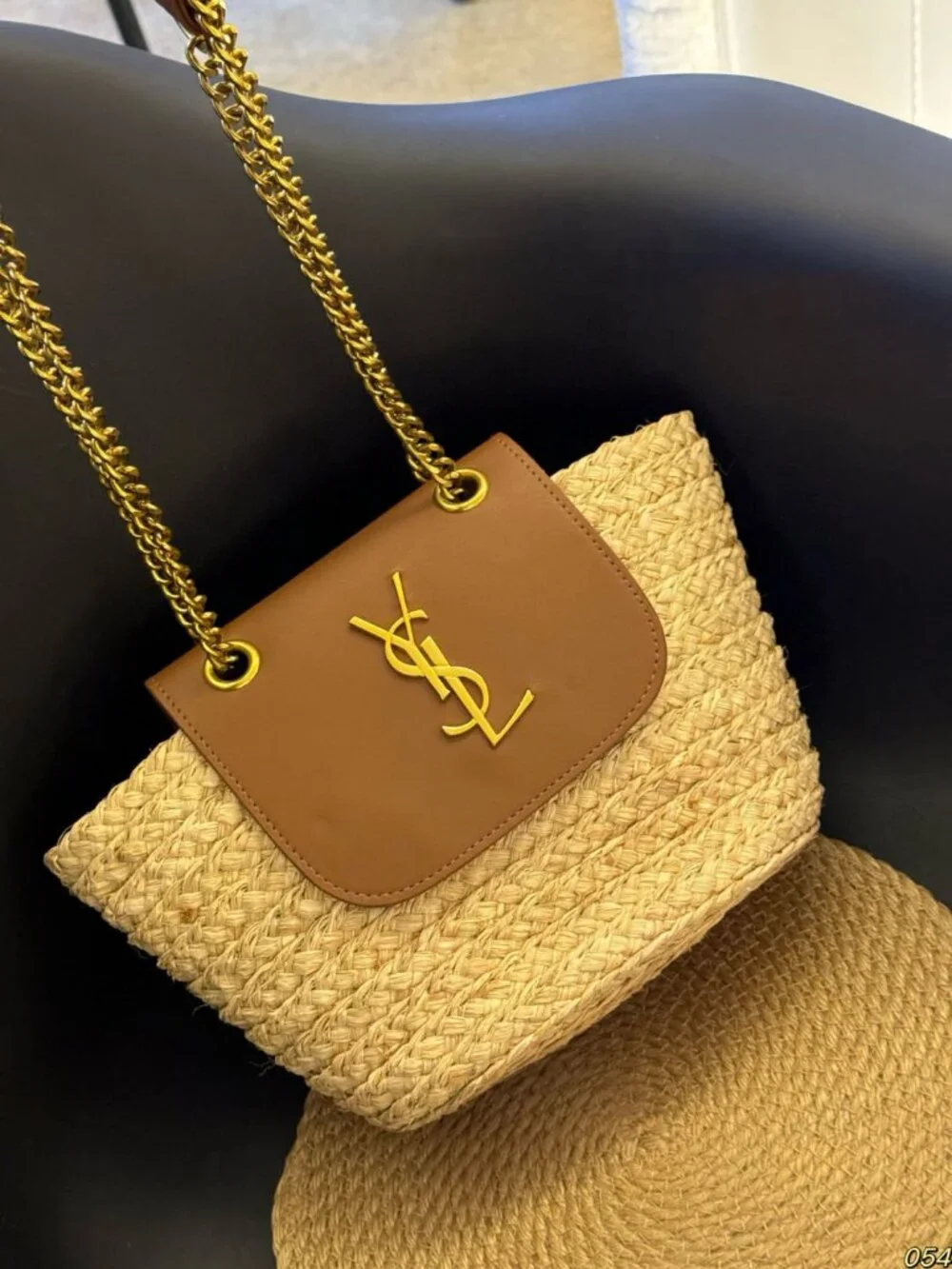 🌙Yves Saint Laurent 🌙straw woven tote bag 16x15cm